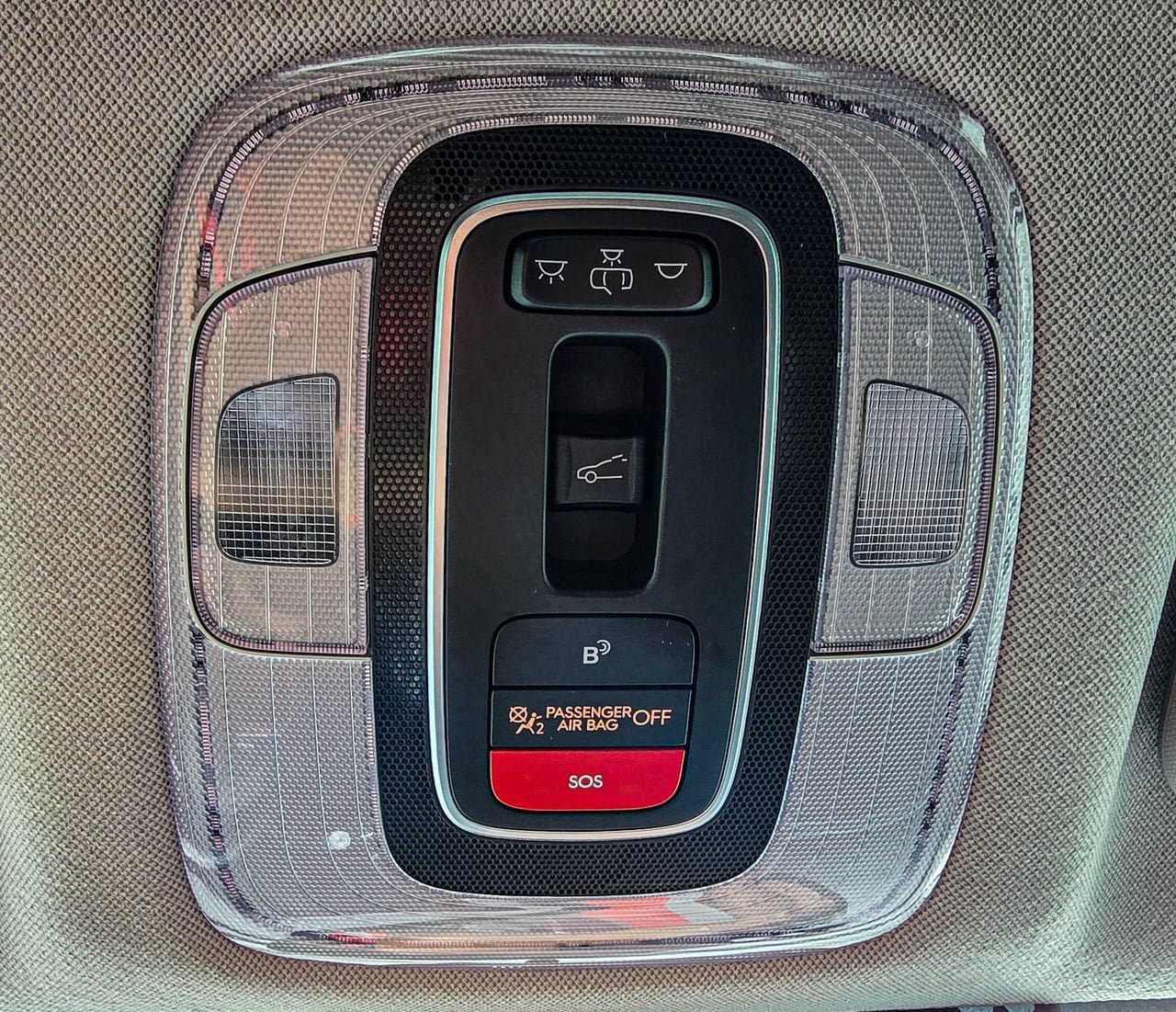 Used 2025 Hyundai Elantra SEL FWD image 29
