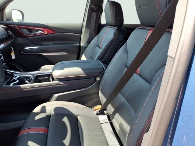 New 2026 Chevrolet Traverse RS w/ LPO, Floor Liner Package AWD/4WD image 19