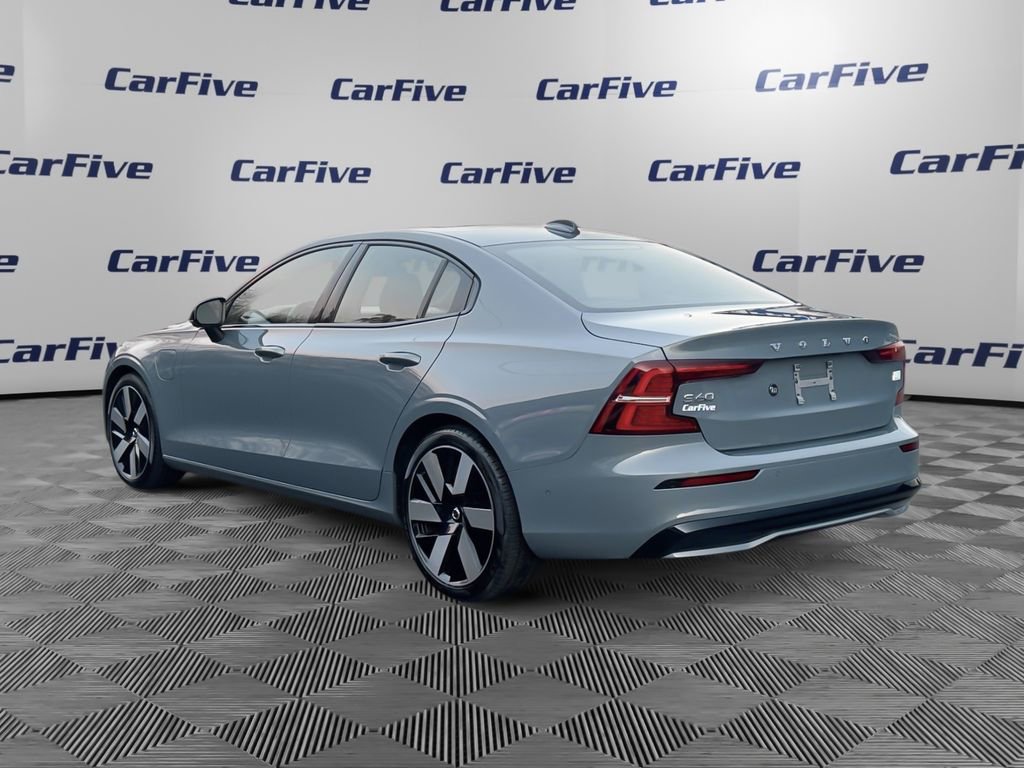 Used 2024 Volvo S60 T8 Ultimate image 3
