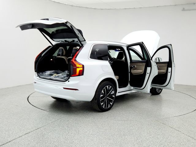 New 2026 Volvo XC90 T8 Plus w/ Protection Package Premier image 11