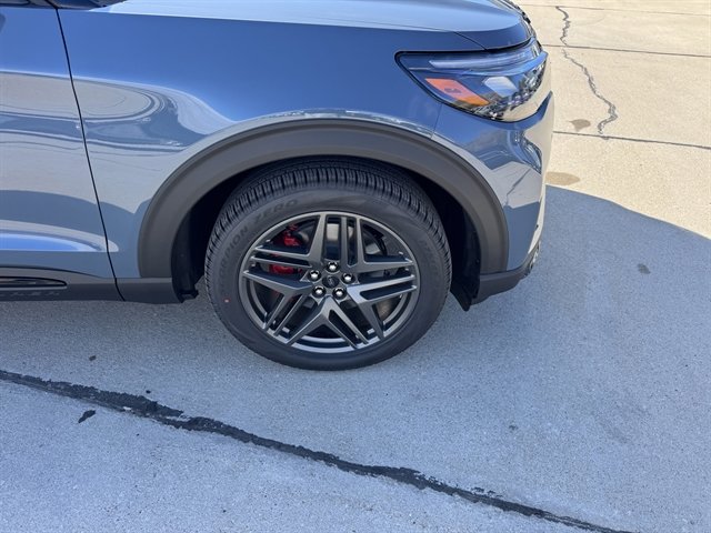 New 2026 Ford Explorer ST image 2