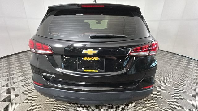 Used 2022 Chevrolet Equinox LS FWD image 4