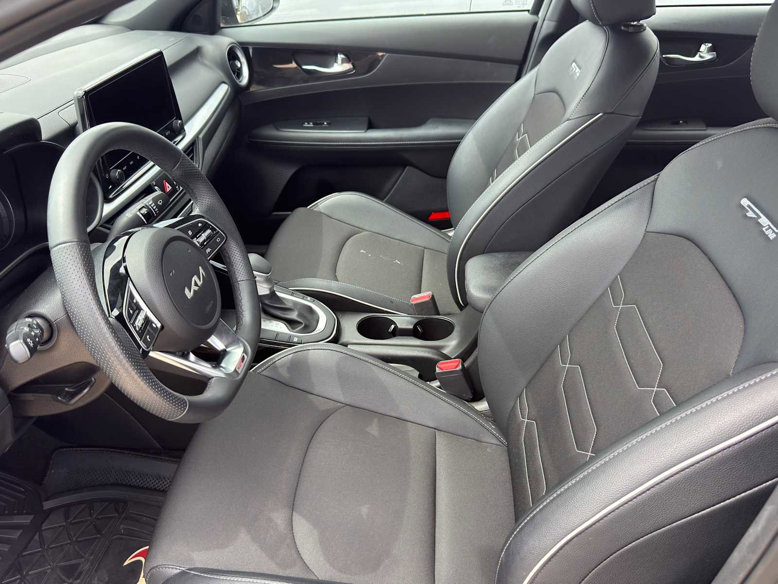 Certified 2023 Kia Forte GT-Line image 11