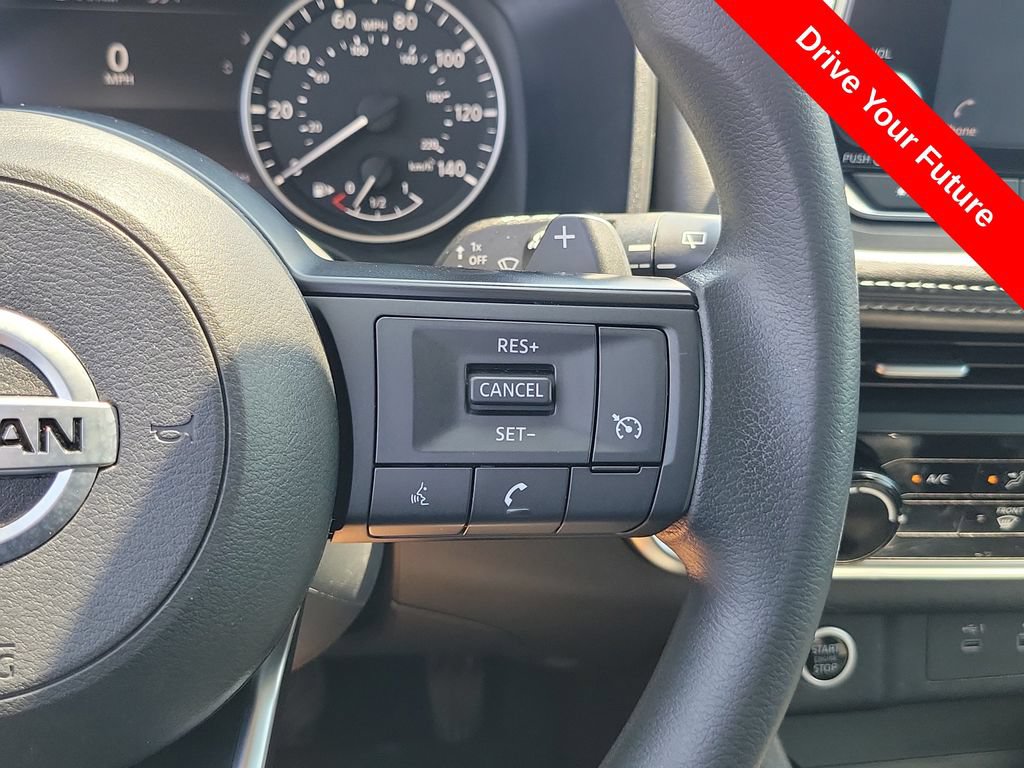 Used 2021 Nissan Rogue S FWD image 8