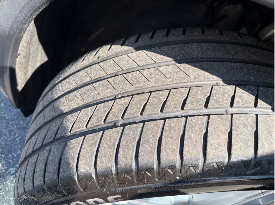 Used 2011 Porsche Cayenne S AWD/4WD image 22