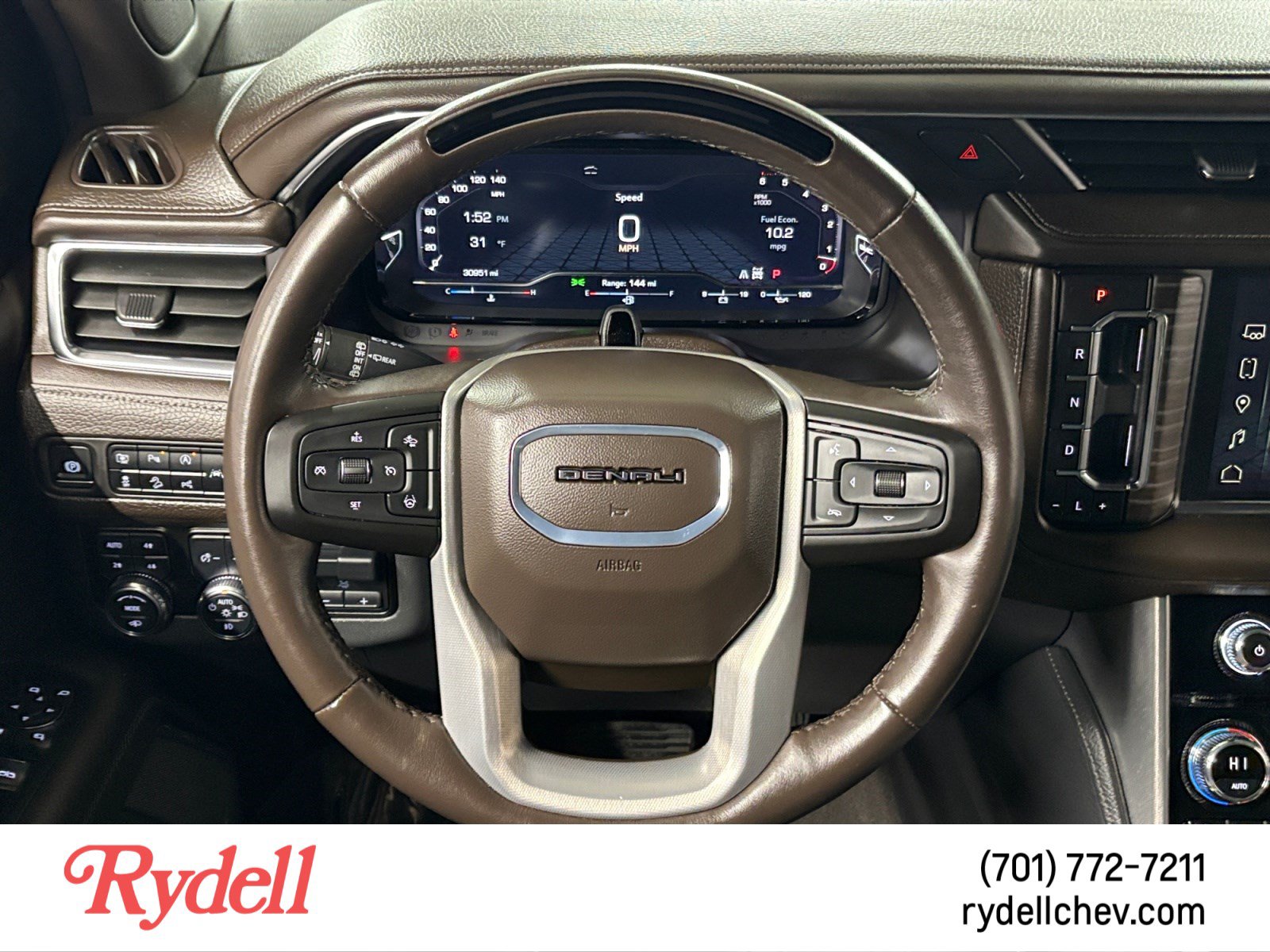 Used 2024 GMC Yukon Denali w/ Denali Reserve Package AWD/4WD image 13