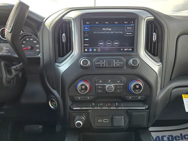 Used 2022 Chevrolet Silverado 1500 LT Trail Boss w/ Bed Protection Package image 28
