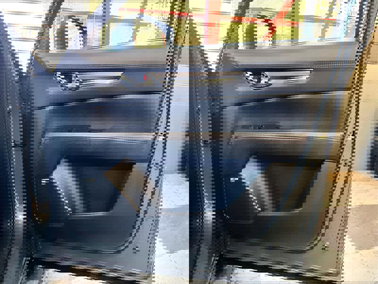 Used 2024 MAZDA CX-5 Carbon Edition image 12