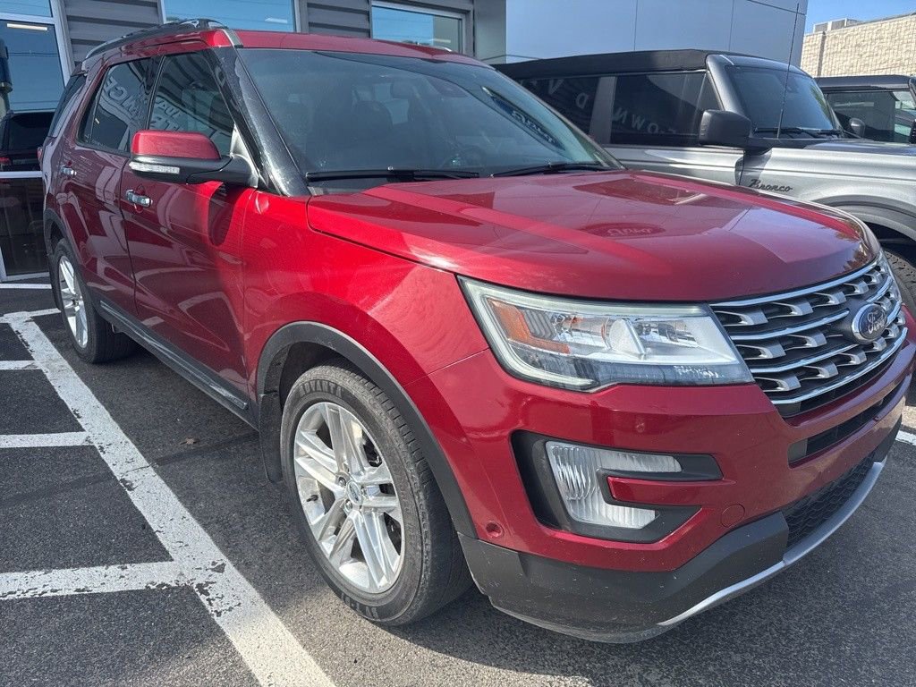 Used 2016 Ford Explorer Limited w/ Equipment Group 301A image 3