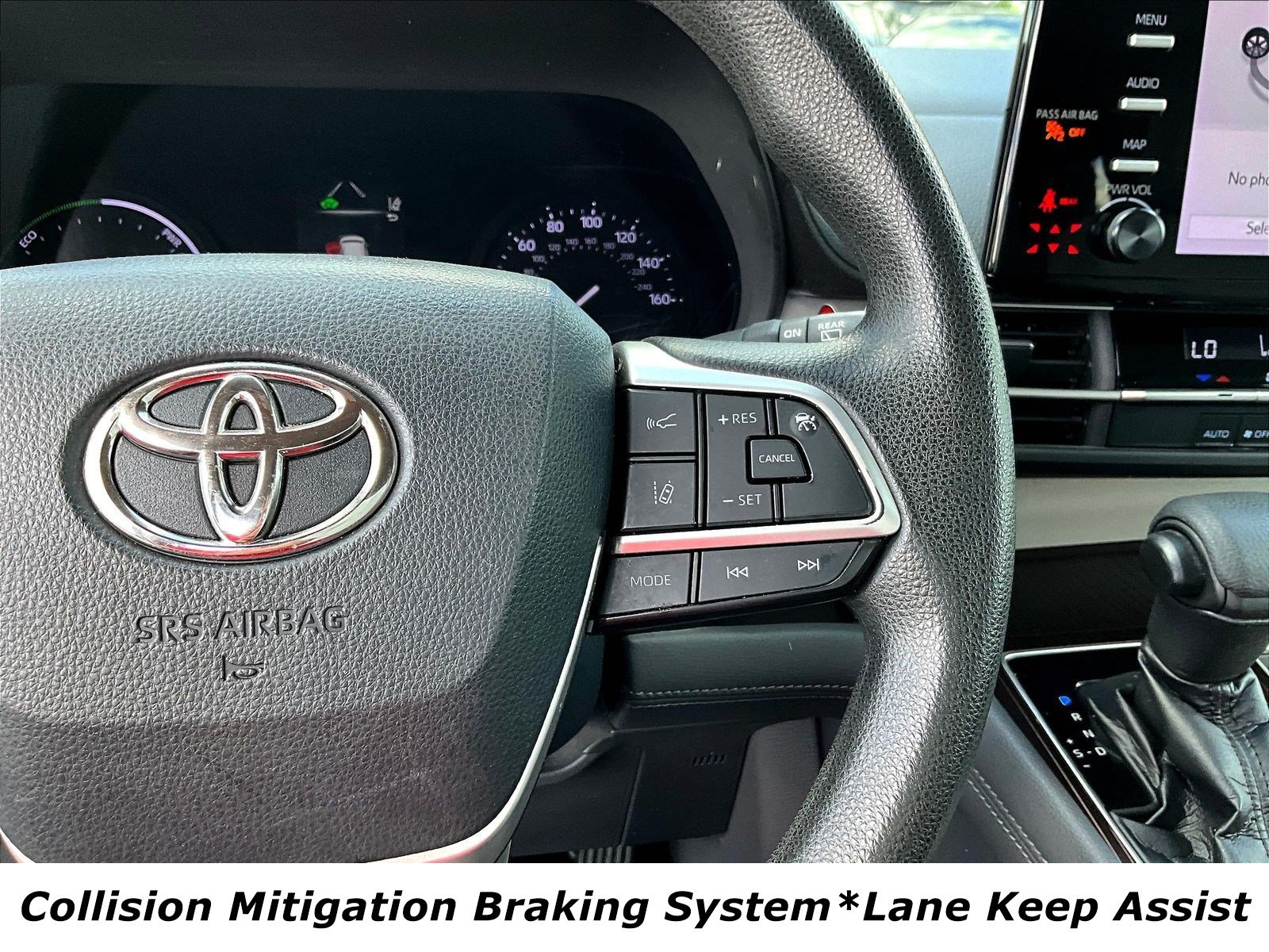 Used 2021 Toyota Sienna LE FWD image 12