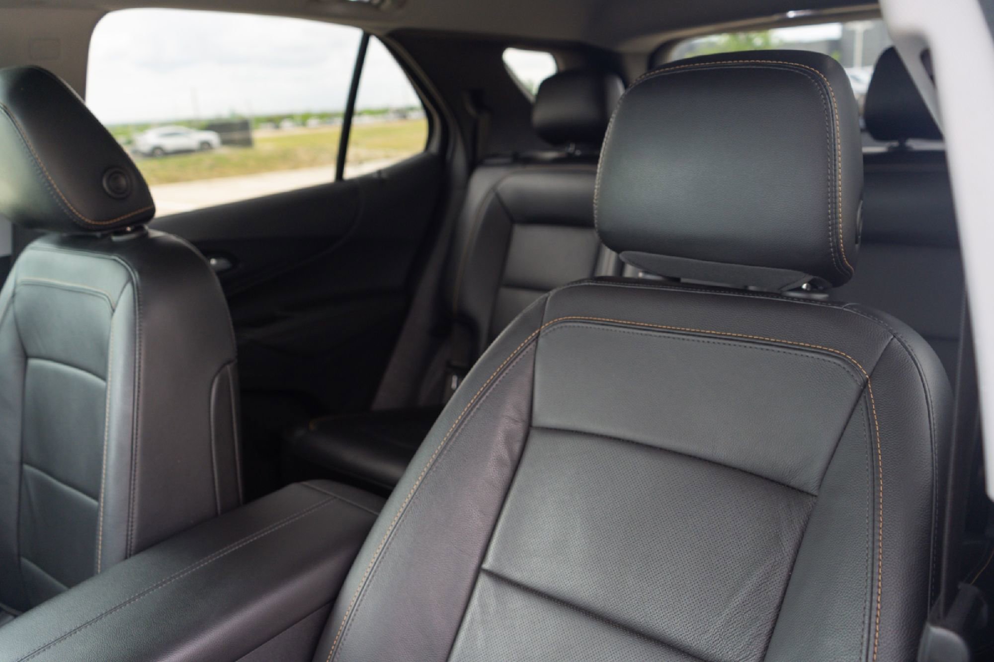 Used 2021 Chevrolet Equinox Premier FWD image 9