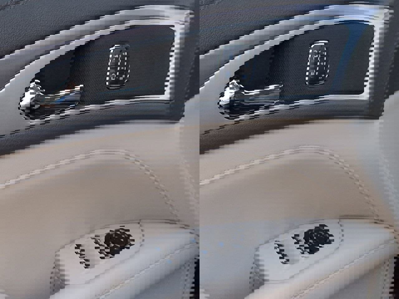 Used 2019 Lincoln MKZ Premiere FWD image 8