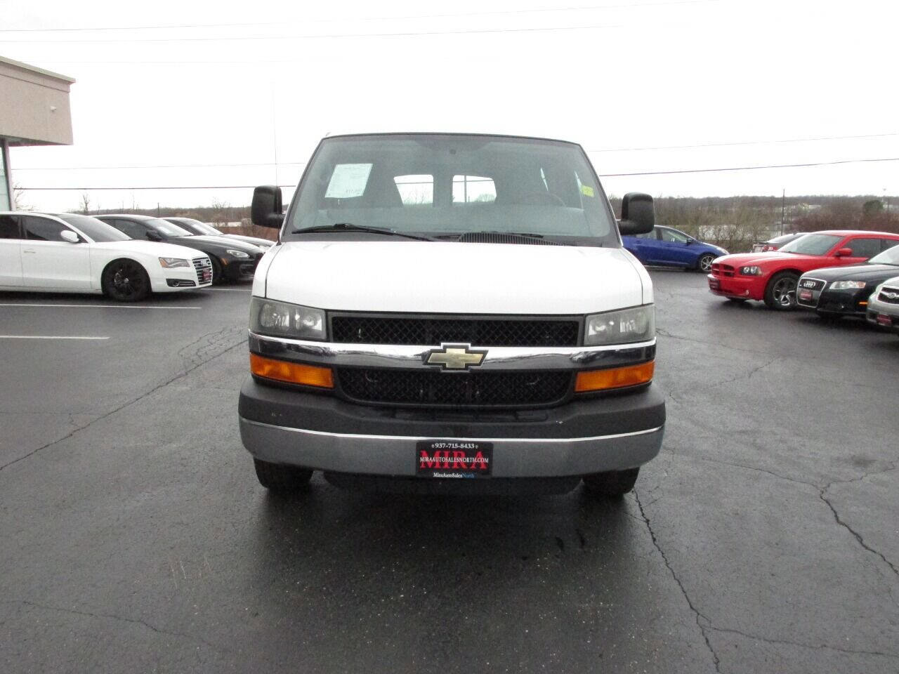 Used 2014 Chevrolet Express 2500 Extended image 4