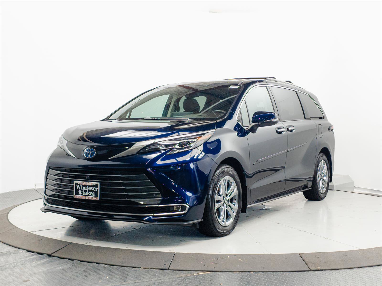 Certified 2024 Toyota Sienna Platinum AWD/4WD image 3