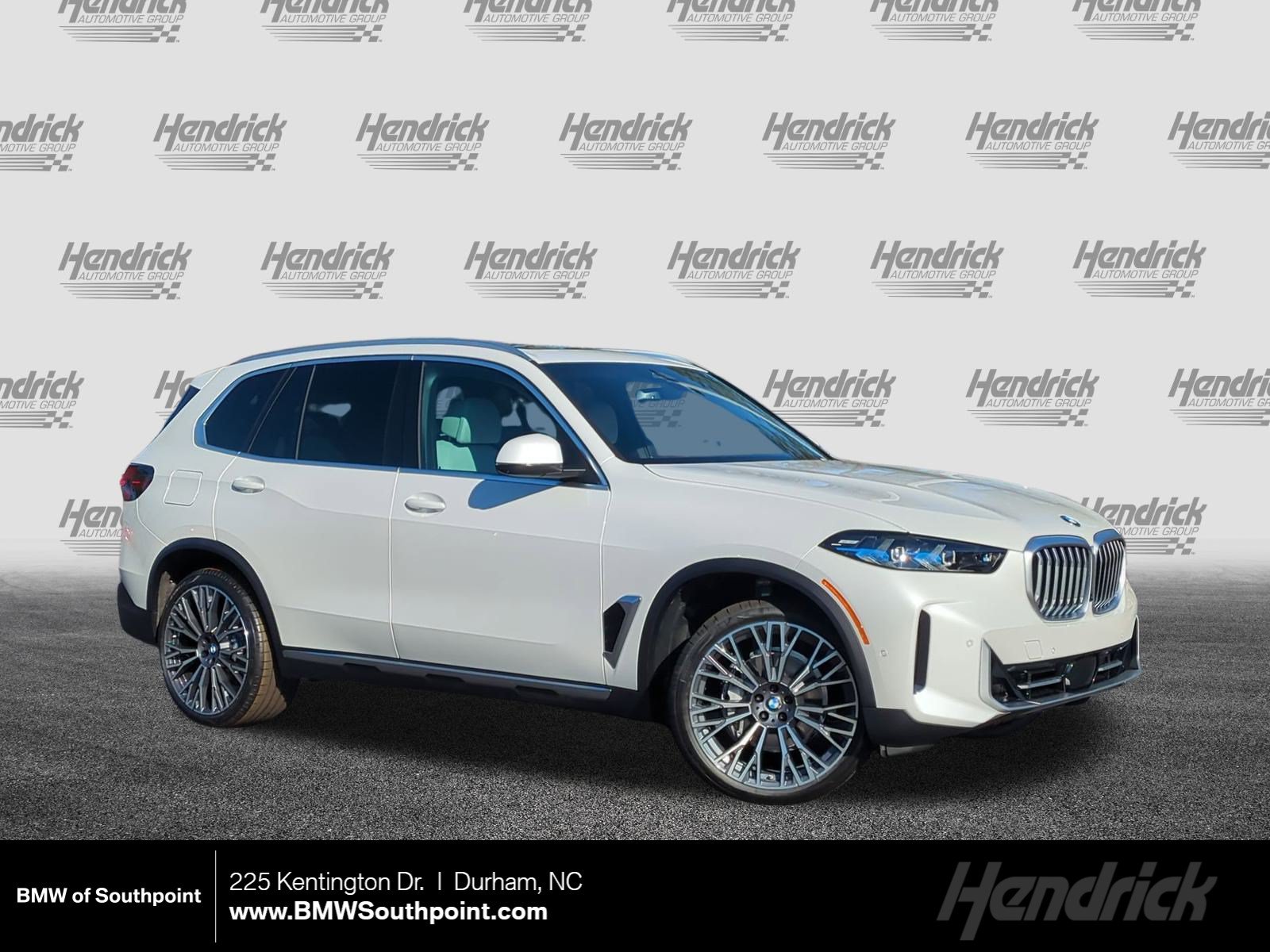 Used 2026 BMW X5 xDrive40i w/ Climate Comfort Package AWD/4WD image 1