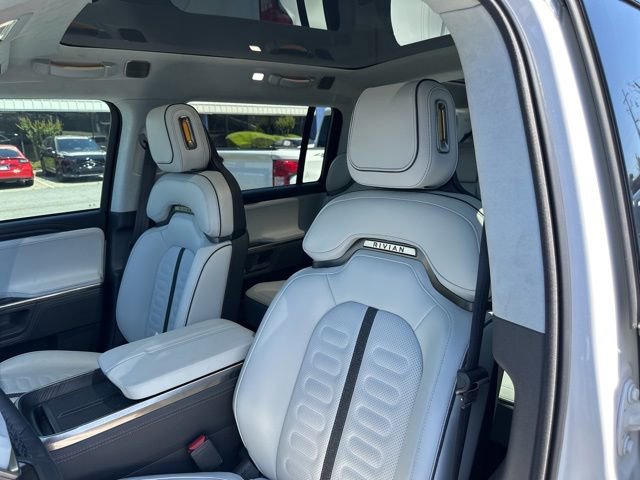 Used 2024 Rivian R1S Adventure AWD/4WD image 6