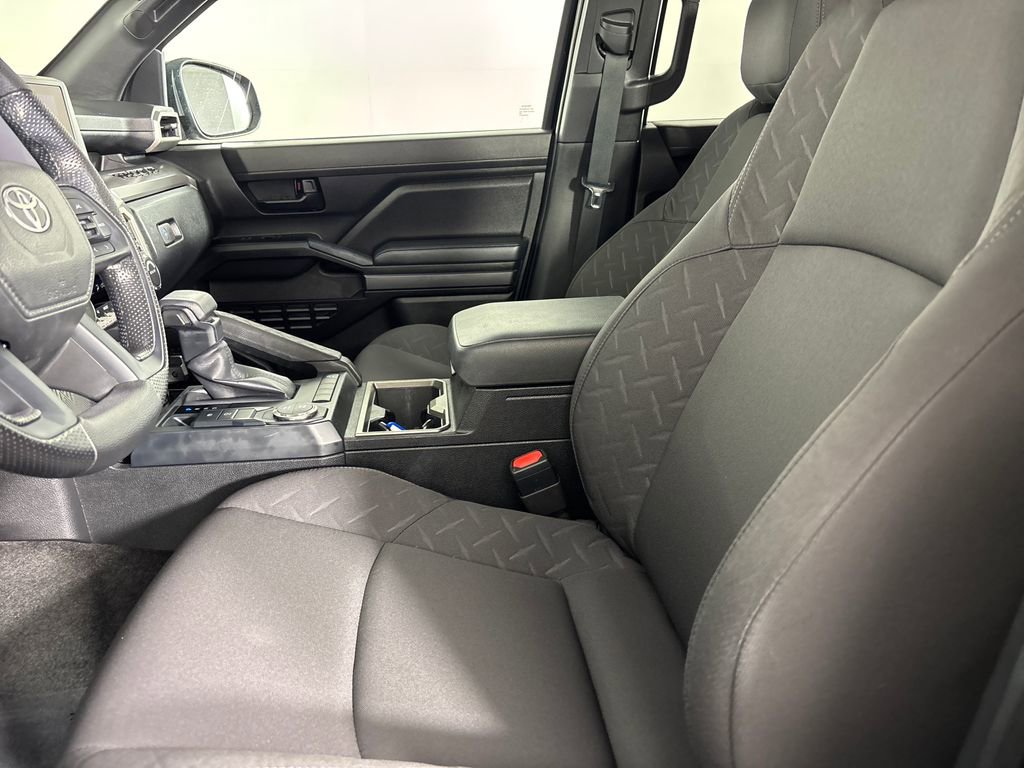 Certified 2025 Toyota Tacoma SR5 image 8