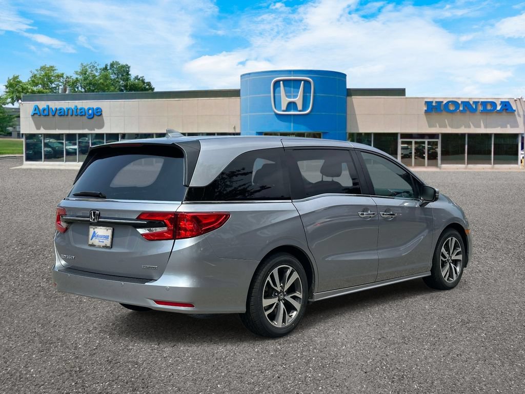 Certified 2023 Honda Odyssey Touring image 4