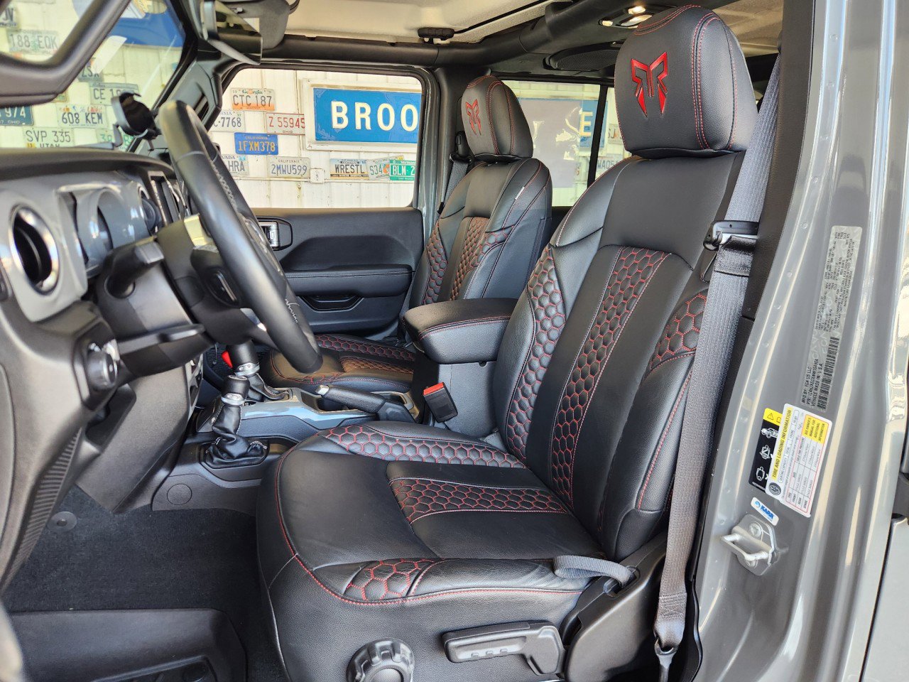 Used 2022 Jeep Wrangler Unlimited Sahara w/ Cold Weather Group image 4