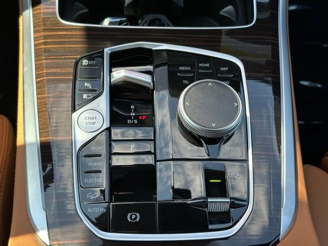 New 2026 BMW X5 xDrive50e w/ Premium Package AWD/4WD image 20
