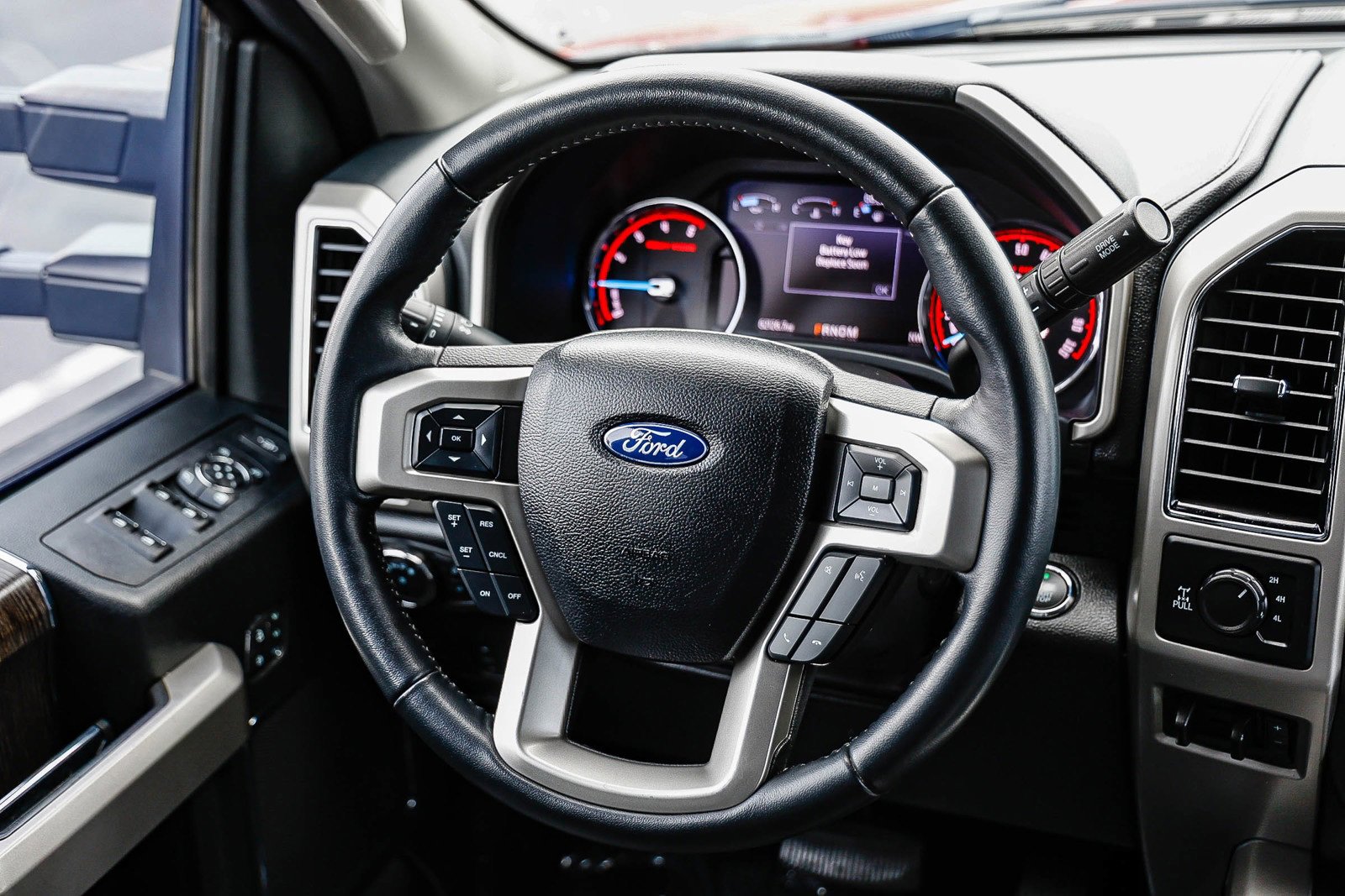 Used 2021 Ford F250 Lariat image 13