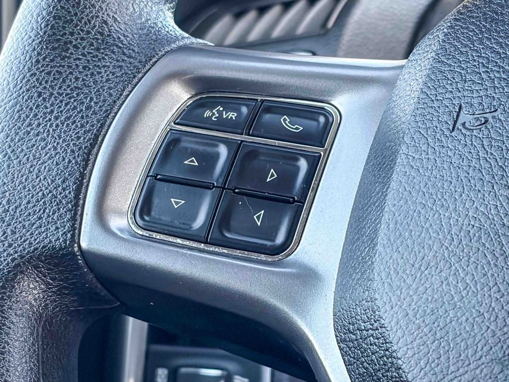 Used 2022 RAM 1500 Classic SLT w/ Electronics Group AWD/4WD image 21