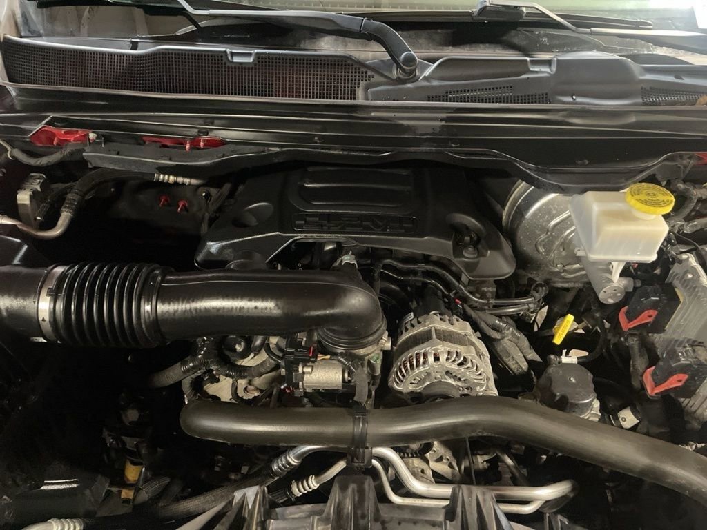 Used 2019 RAM 1500 Rebel image 32