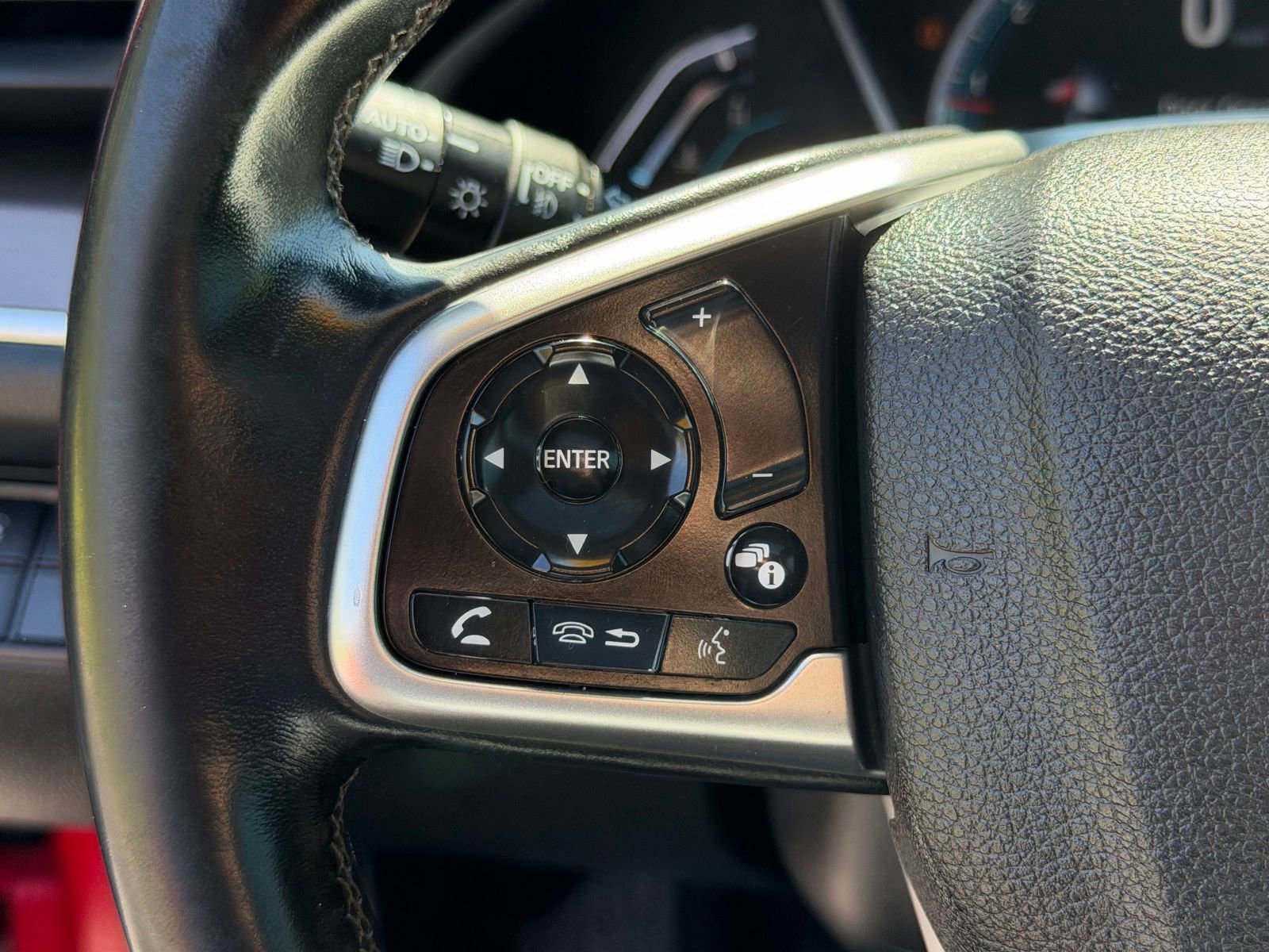 Used 2020 Honda Civic EX-L image 19