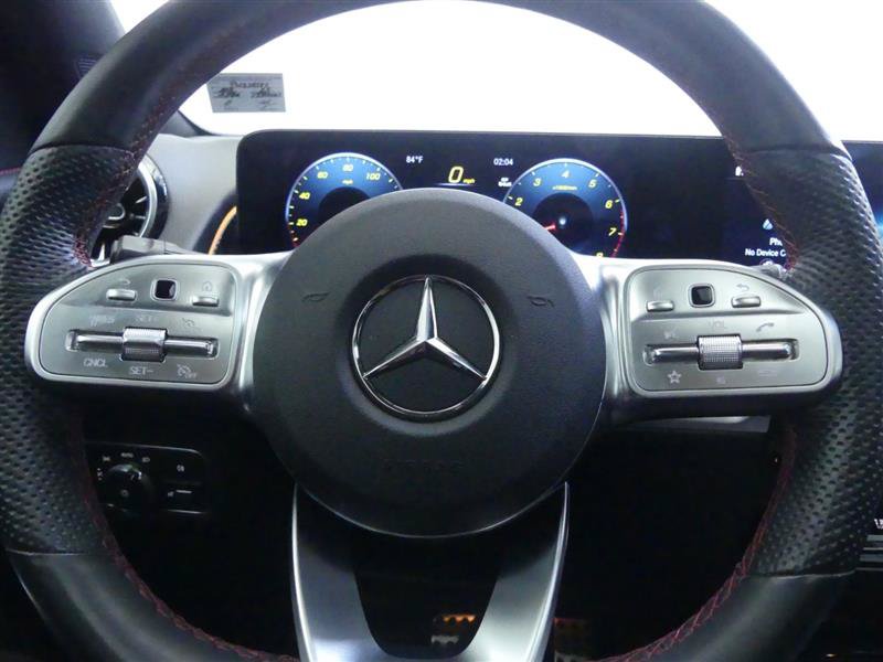 Used 2023 Mercedes-Benz GLB 250 w/ AMG Line image 15