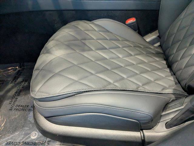 Certified 2025 Mercedes-Benz S 580 4MATIC Sedan image 4