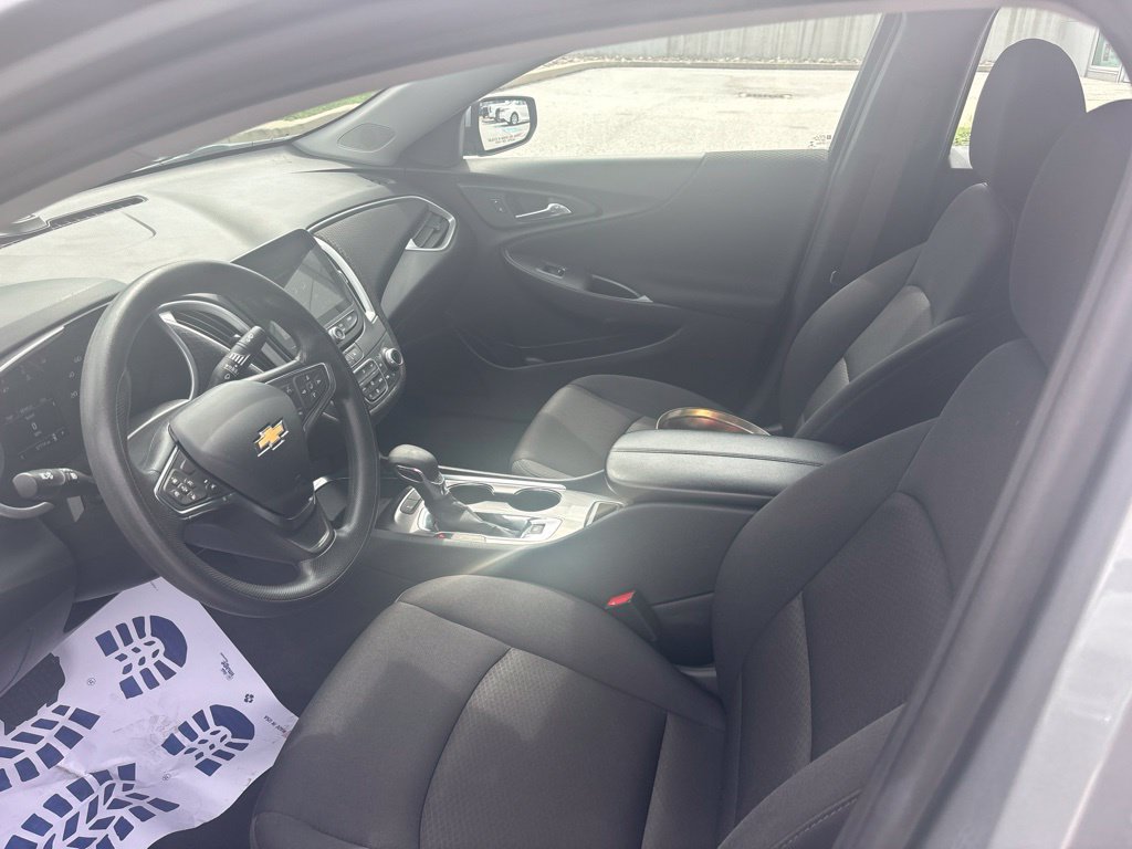 Used 2024 Chevrolet Malibu LT FWD image 29