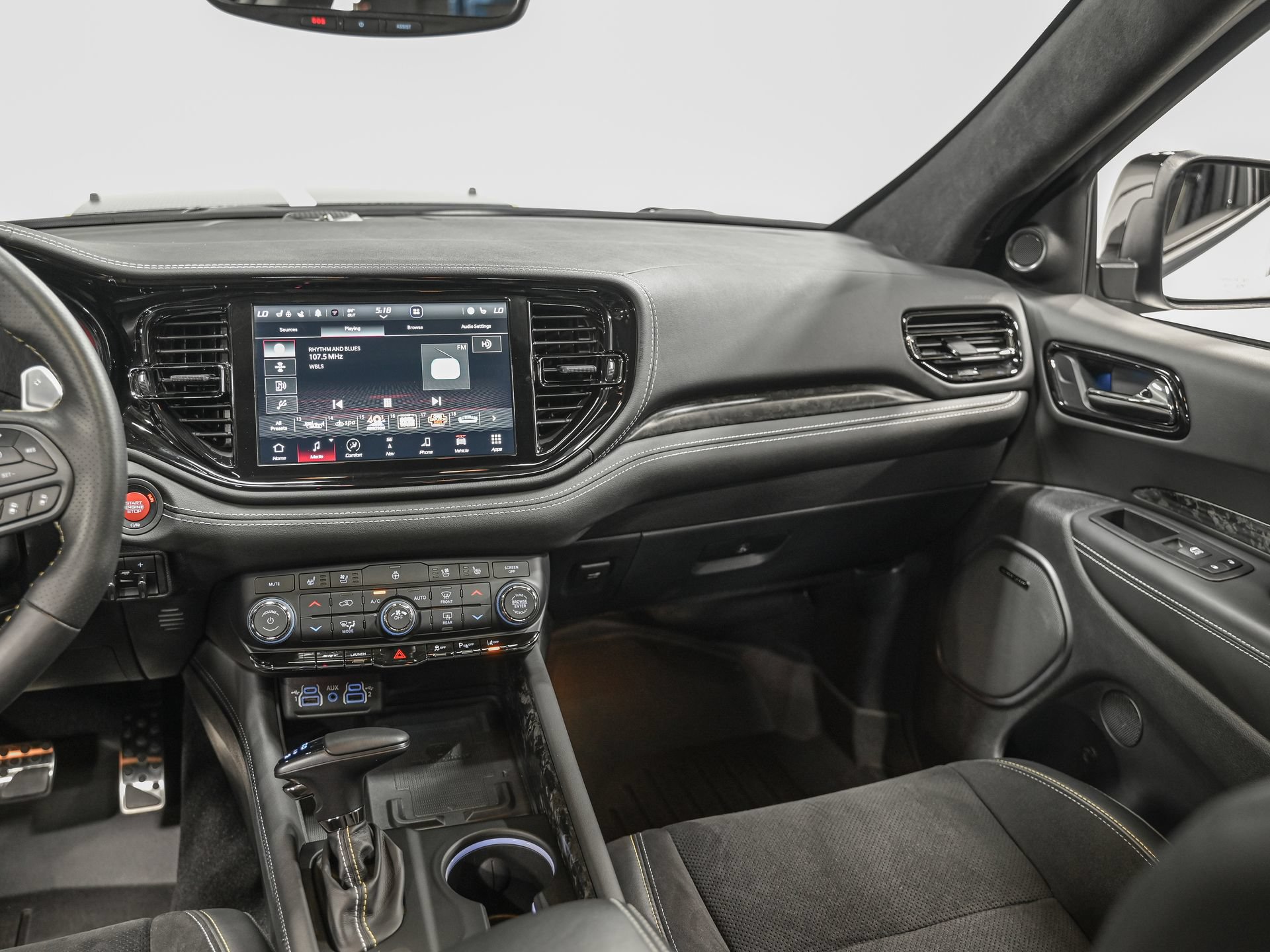 Used 2024 Dodge Durango SRT AWD/4WD image 32