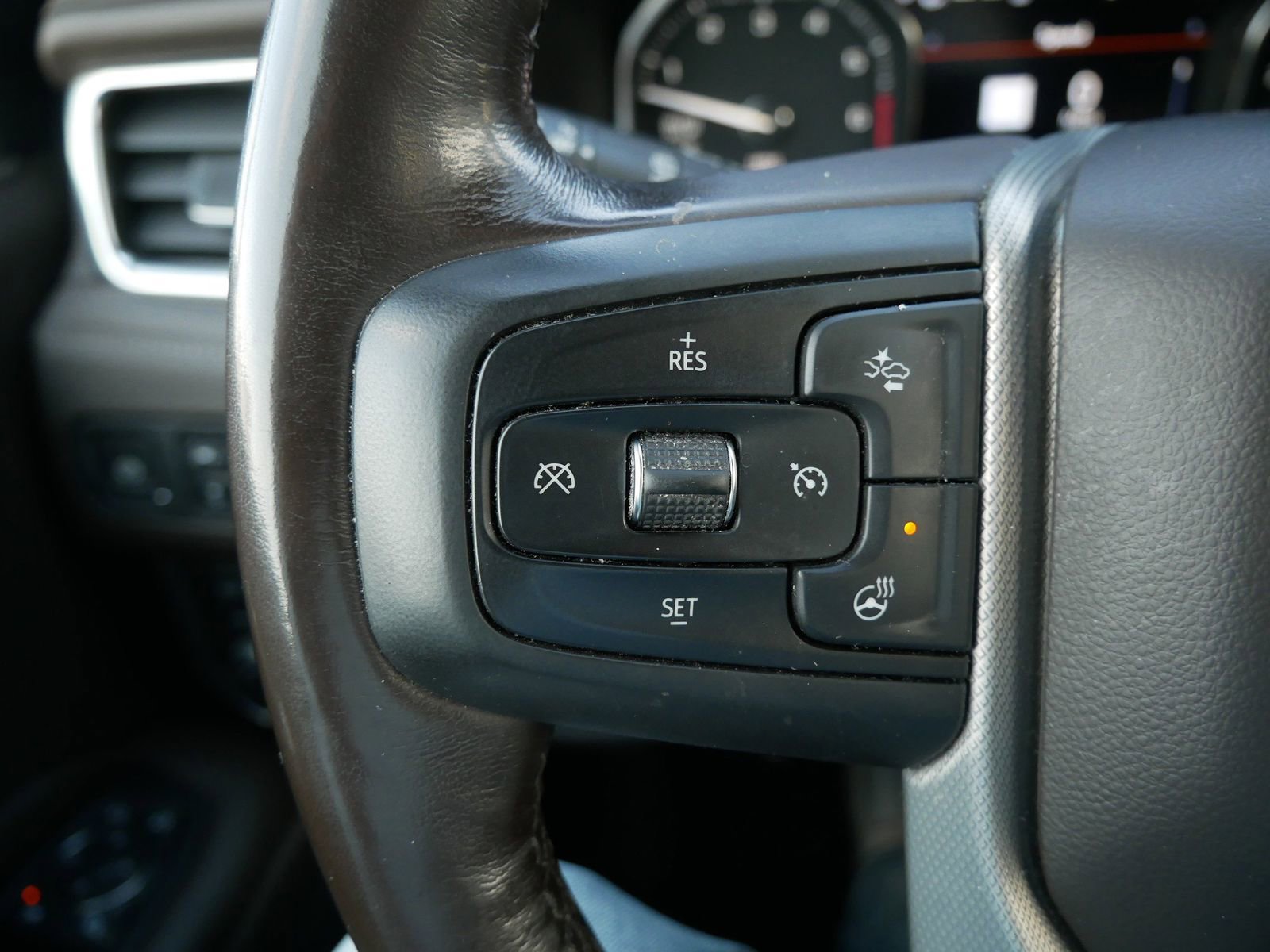 Used 2021 GMC Yukon Denali w/ Denali Premium Package image 26