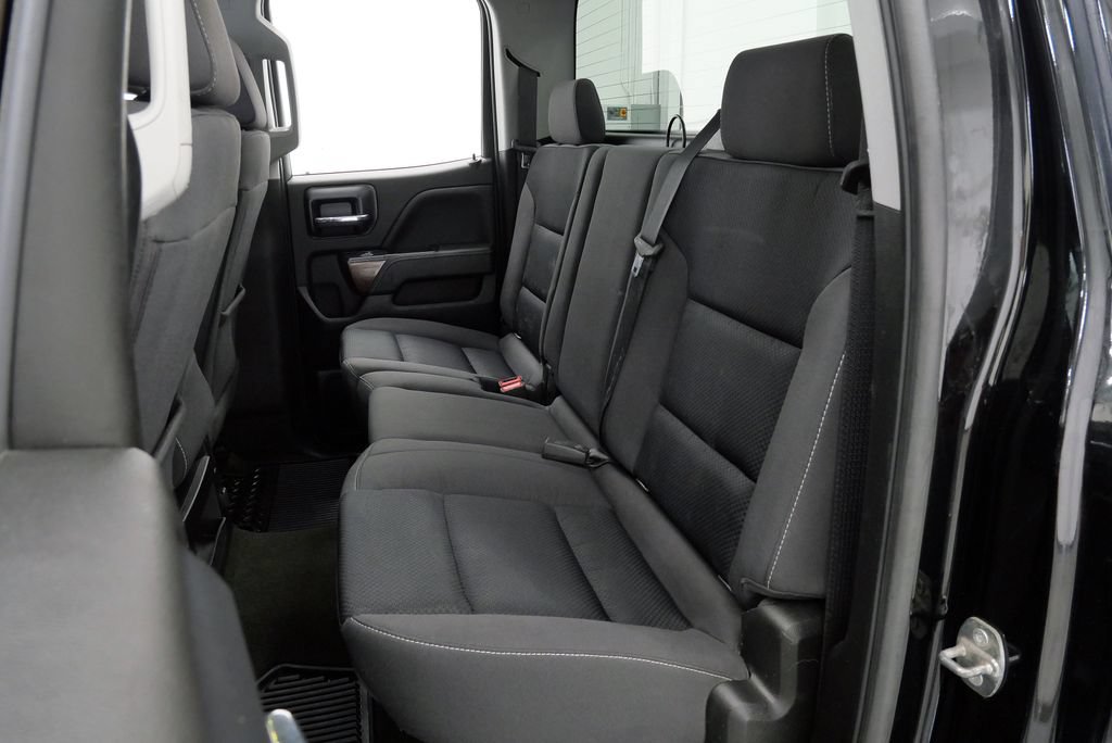 Used 2018 GMC Sierra 2500 SLE w/ SLE Preferred Package AWD/4WD image 19