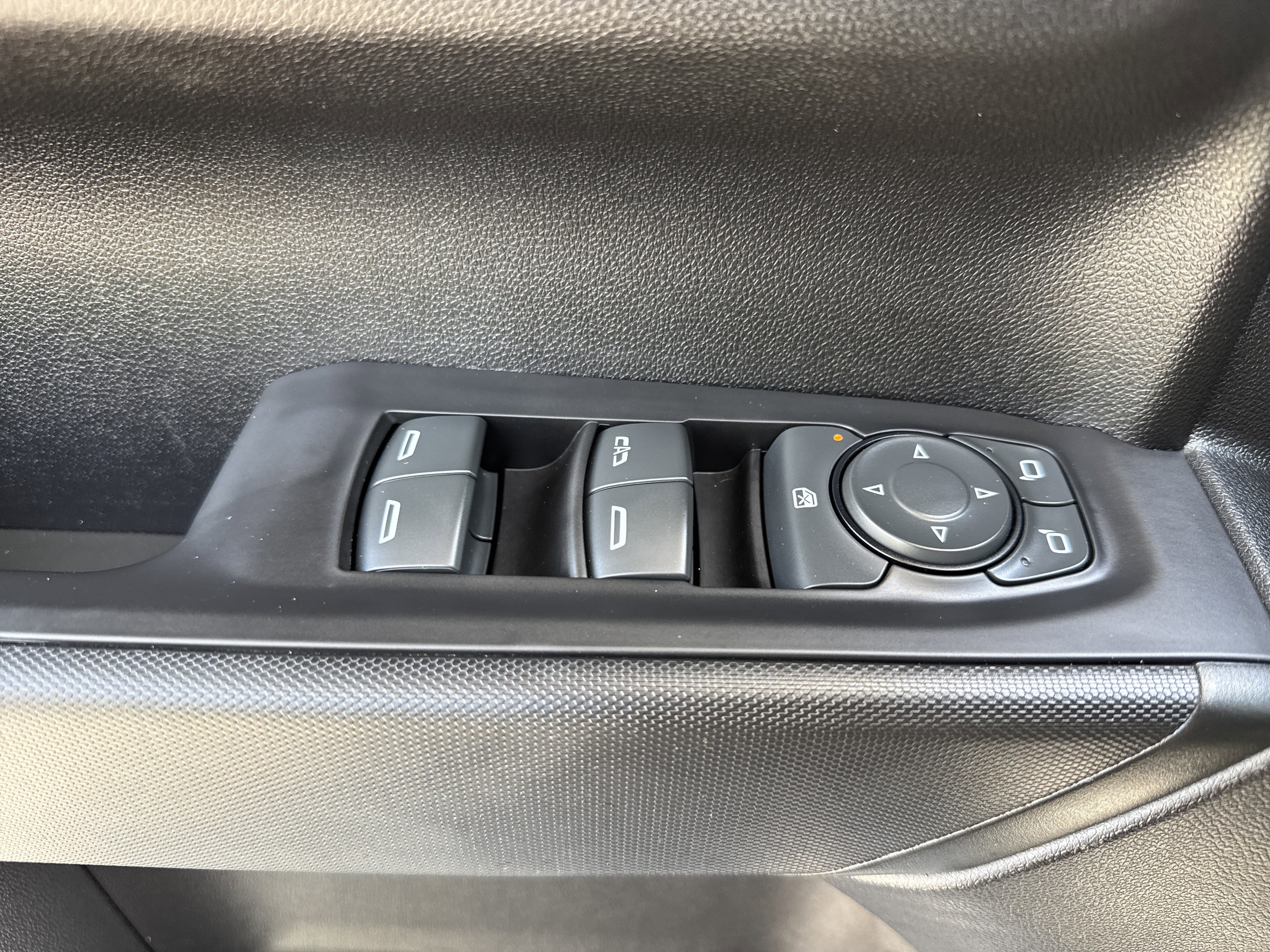 Used 2021 Chevrolet Silverado 1500 Custom RWD image 15