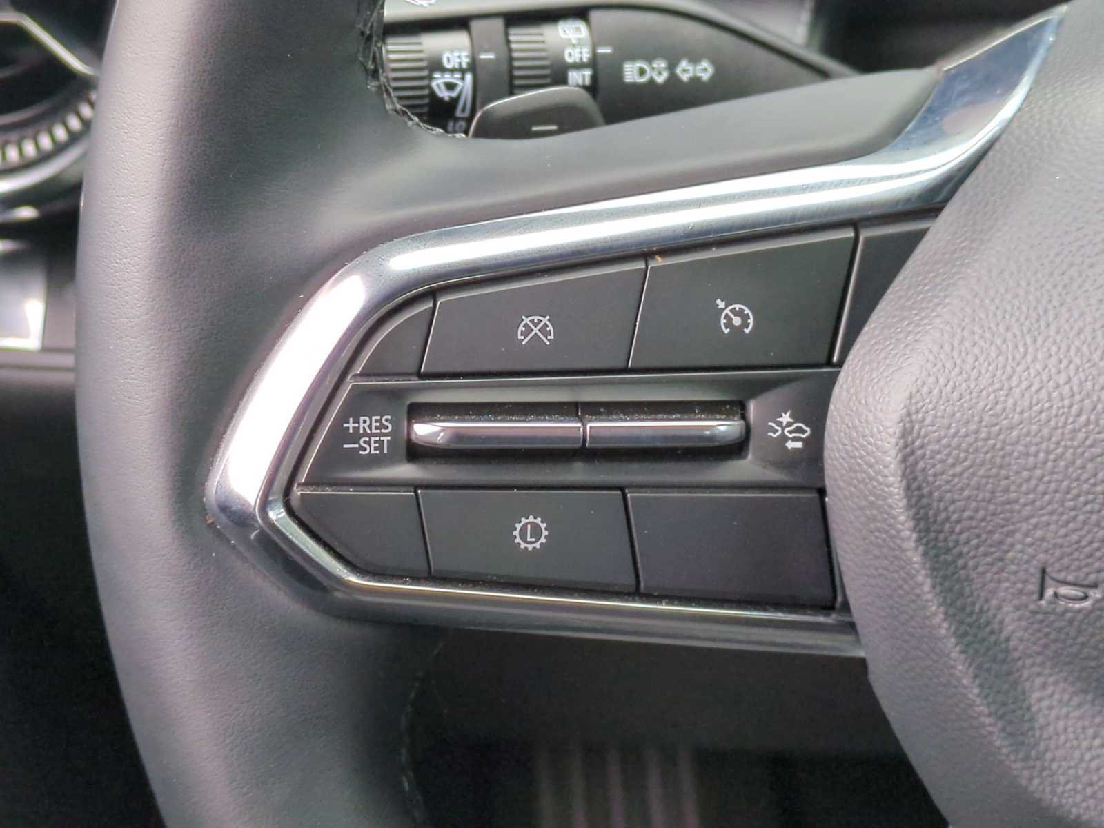 Used 2025 Chevrolet Equinox LT FWD image 15