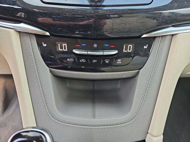 Used 2021 Cadillac XT6 Premium Luxury FWD image 28