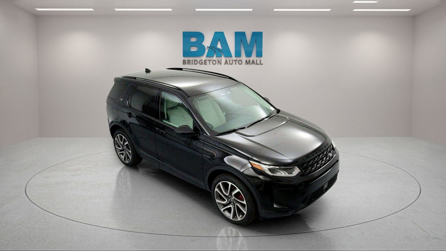 Used 2023 Land Rover Discovery Sport SE image 31