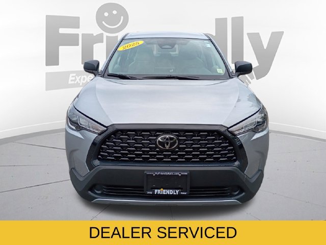 Used 2025 Toyota Corolla Cross L AWD/4WD image 2