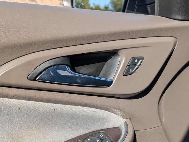 Used 2019 Chevrolet Malibu LT FWD image 21