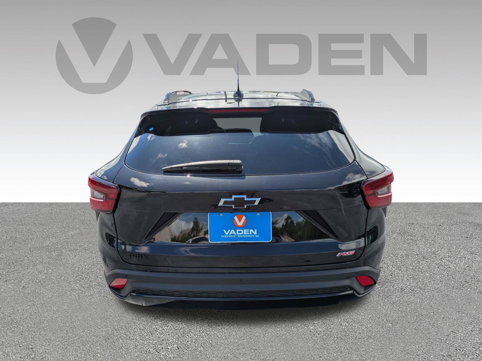 New 2026 Chevrolet Trax RS w/ Driver Confidence Package FWD image 25