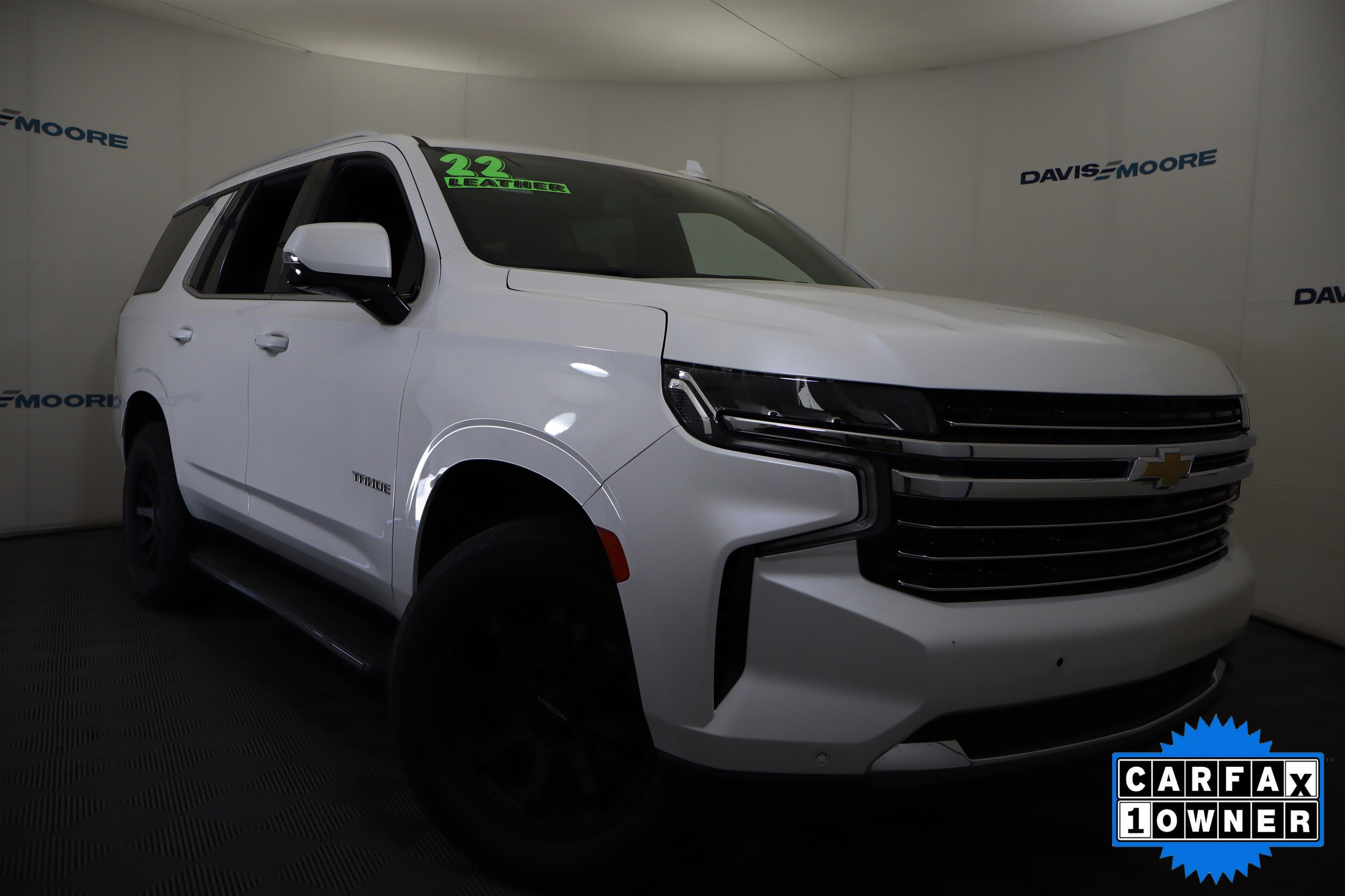 Used 2022 Chevrolet Tahoe LT w/ Luxury Package image 2