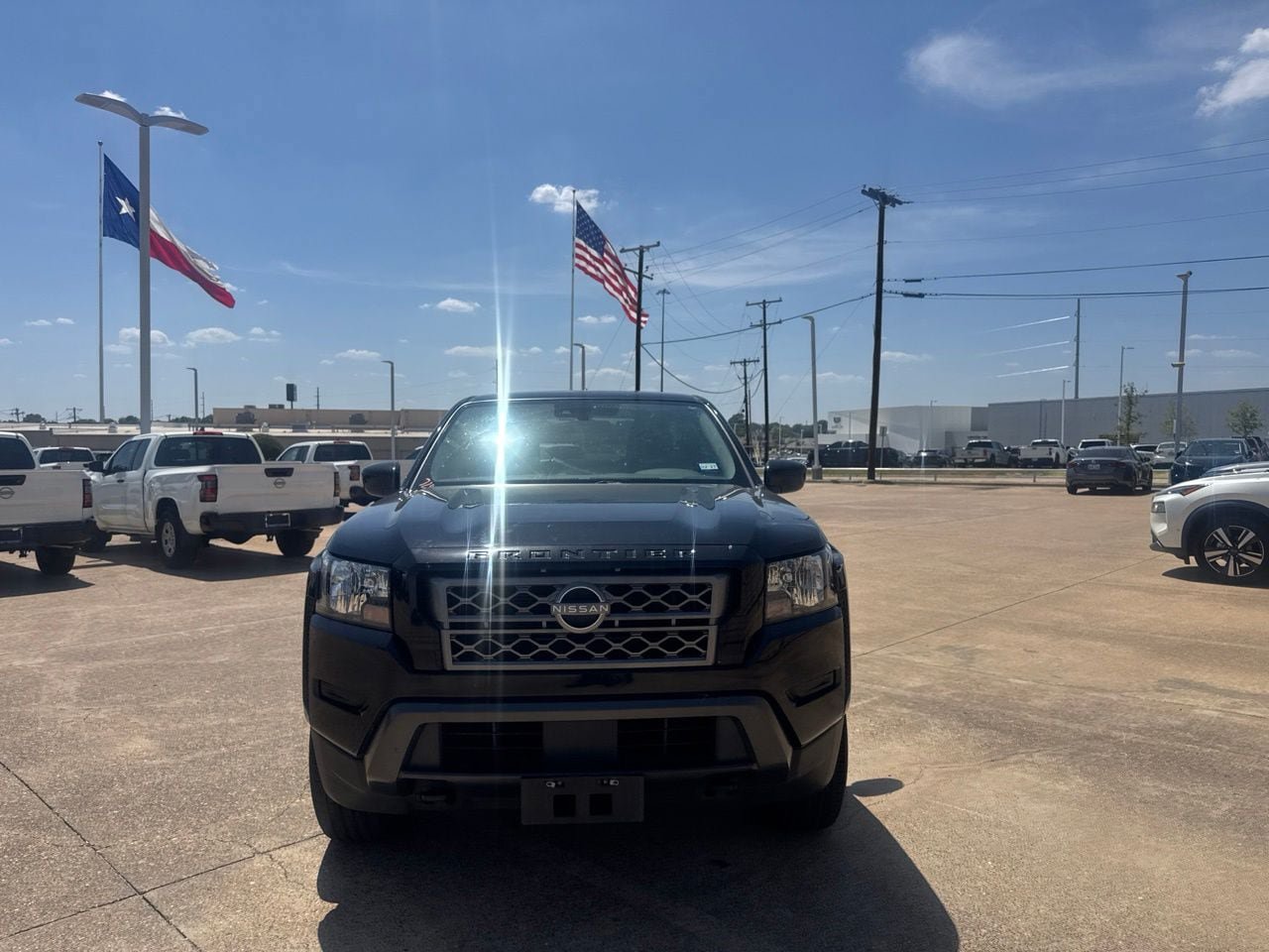 Certified 2022 Nissan Frontier SV AWD/4WD image 5
