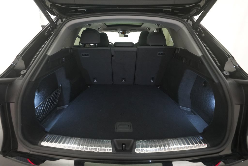 Certified 2025 Audi Q5 Prestige AWD/4WD image 10