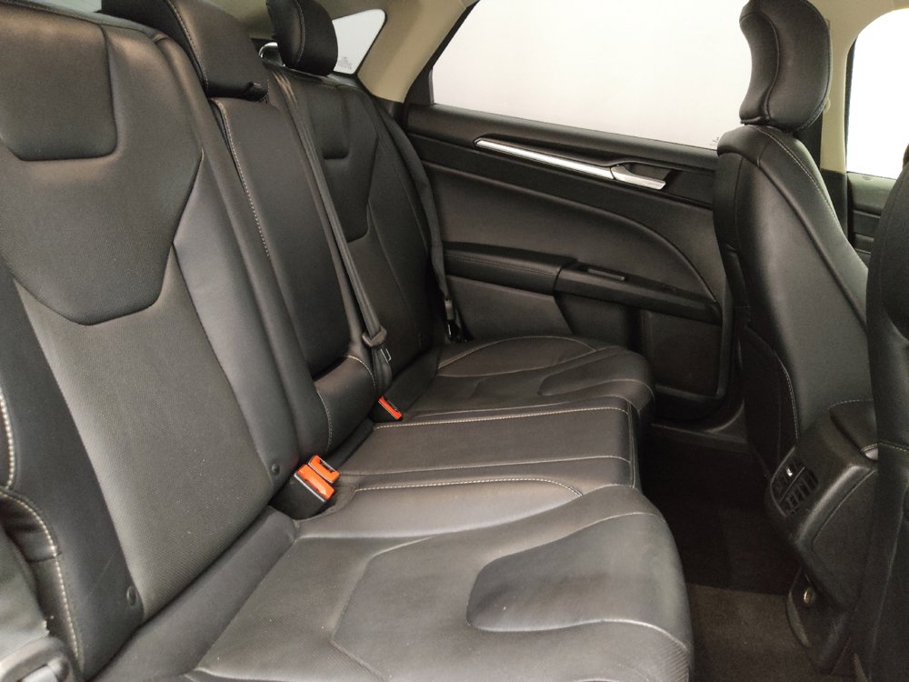 Used 2019 Ford Fusion Titanium AWD/4WD image 19