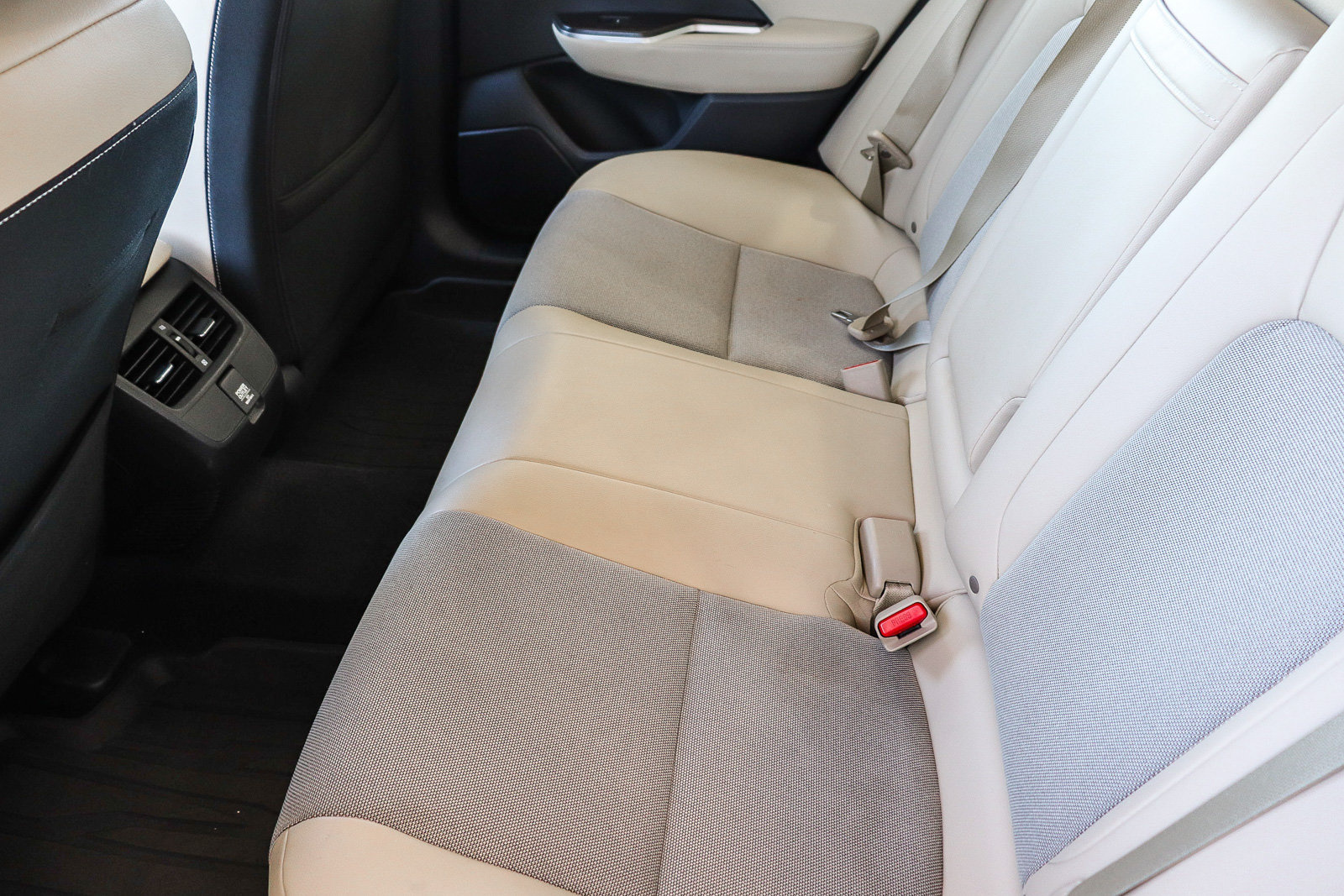 Certified 2019 Honda Clarity Plug-In Hybrid image 21