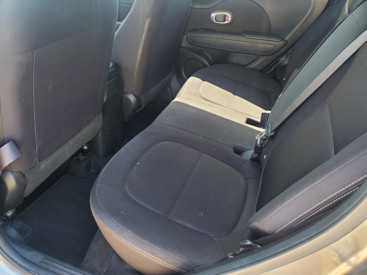 Used 2019 Kia Soul FWD image 11