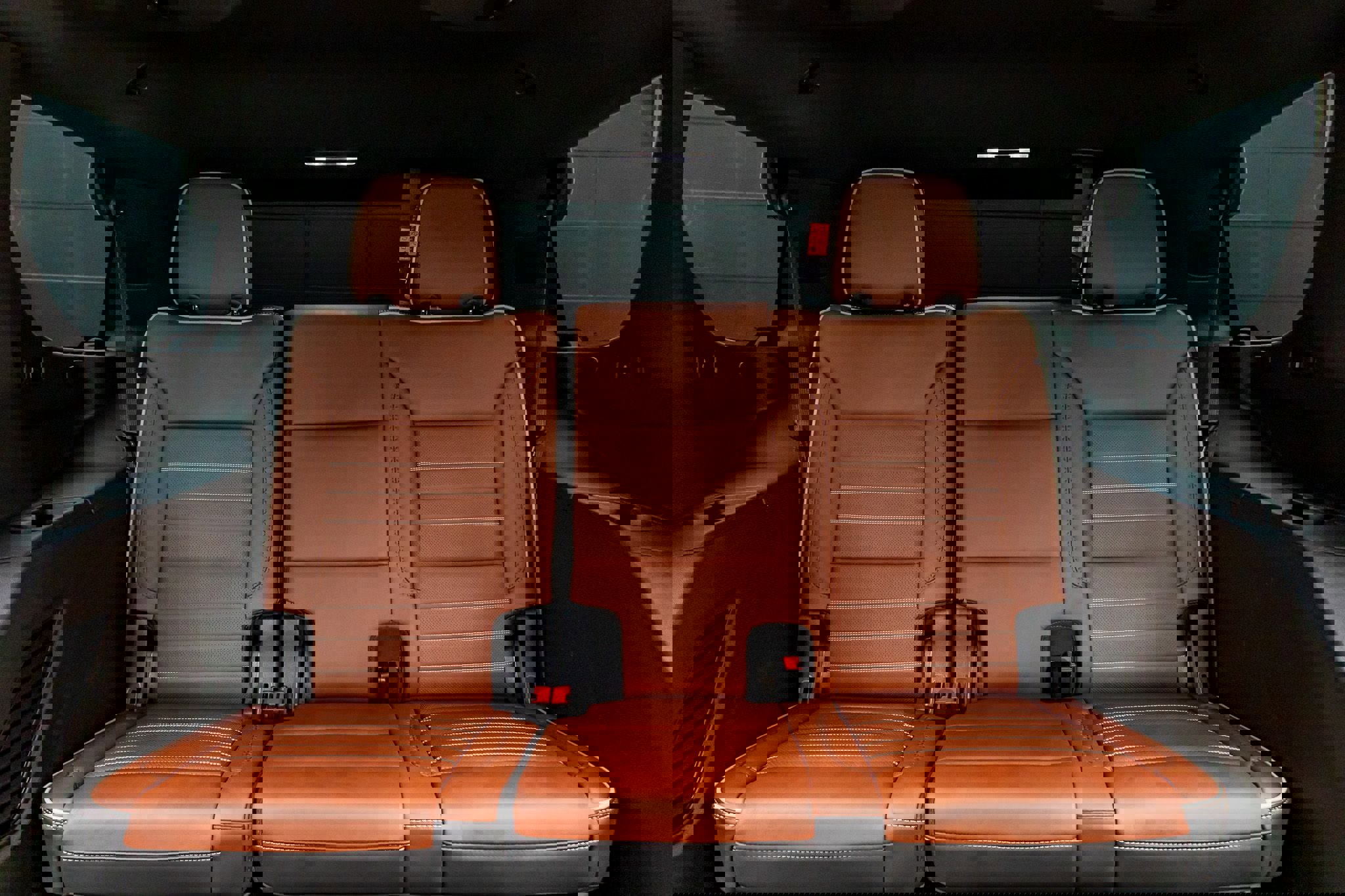 Used 2024 GMC Yukon Denali Ultimate AWD/4WD image 36