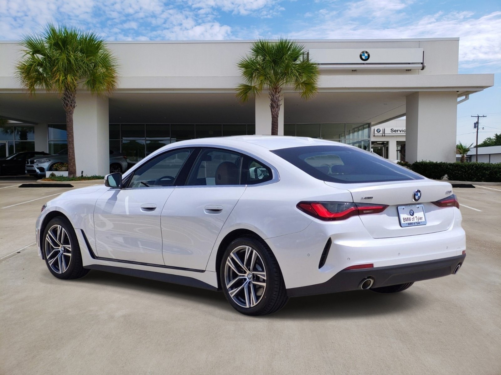 Used 2024 BMW 430i Gran Coupe xDrive w/ Premium Package AWD/4WD image 4