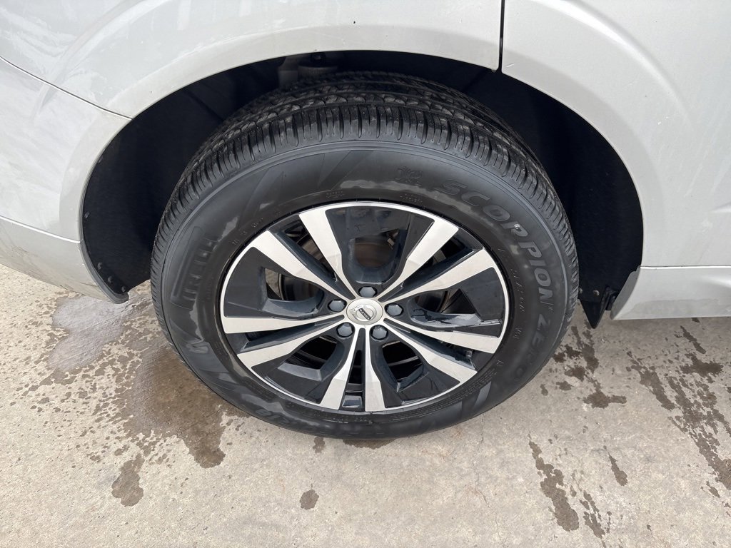 Certified 2023 Volvo XC60 B5 Core image 13